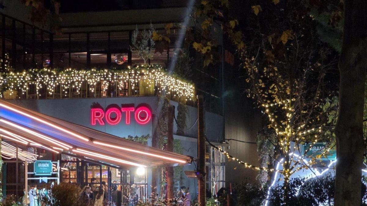 Restaurante El Roto en el Parque Grande.