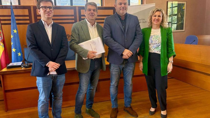 Por la izquierda, Arturo Fernández, José Ramón Martín Ardines, Carlos Paniceres y Patricia Fernández. | D. O.