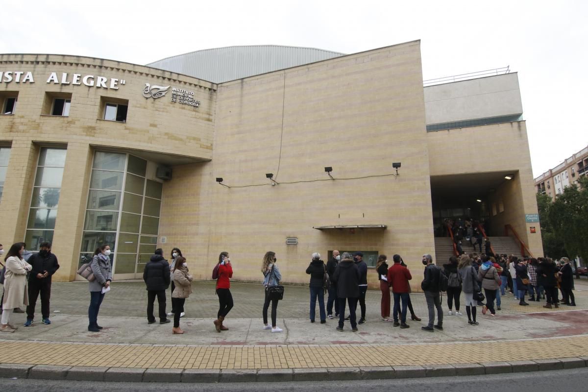 Comienza la vacunación del profesorado cordobés