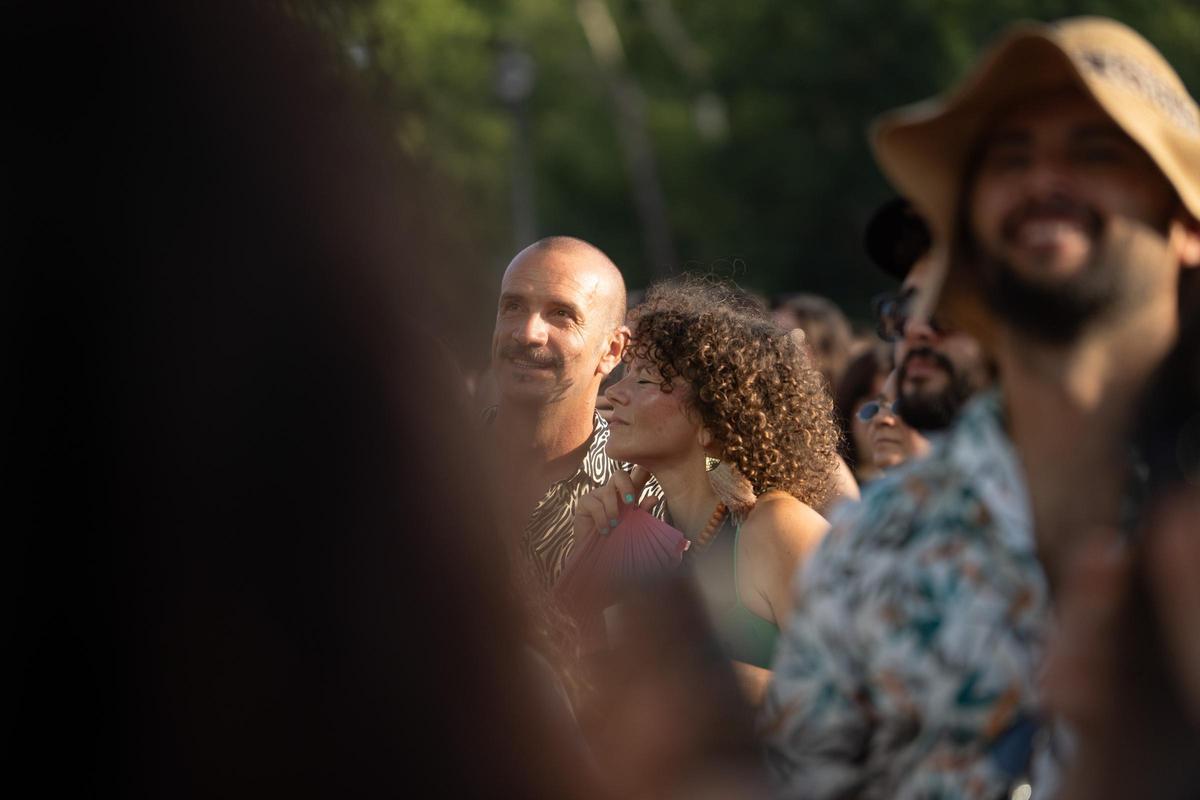 ¿Estuviste en el concierto de La Plazuela en Icónica Santalucía Sevilla Fest? ¡Búscate en nuestra fotogalería!