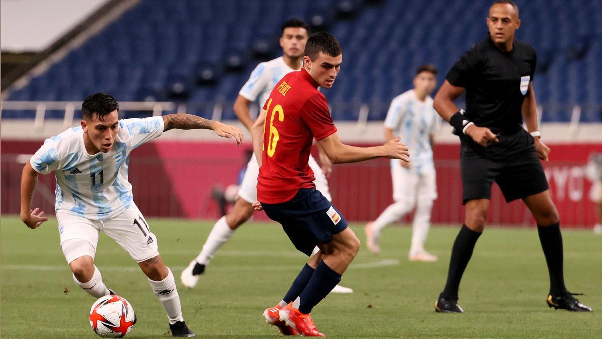 Pedri en el partido de España contra Argentina en los Juegos Olímpicos