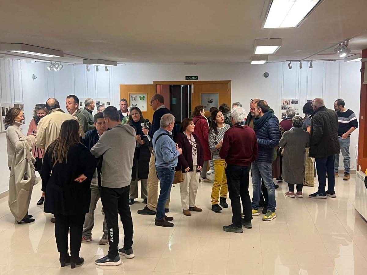 Exposición Memorias en Blanco y Negro. Asociación Llar de Caravia