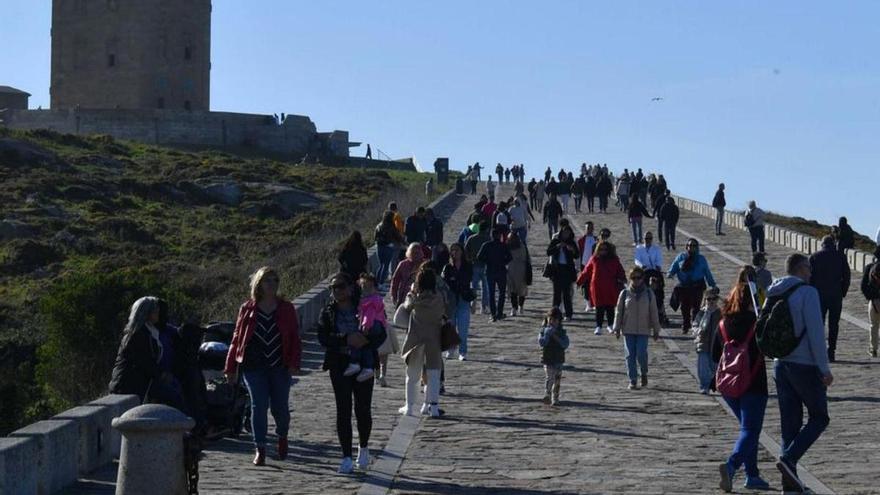 La Xunta reedita el bono turístico con ayudas de hasta 100 euros
