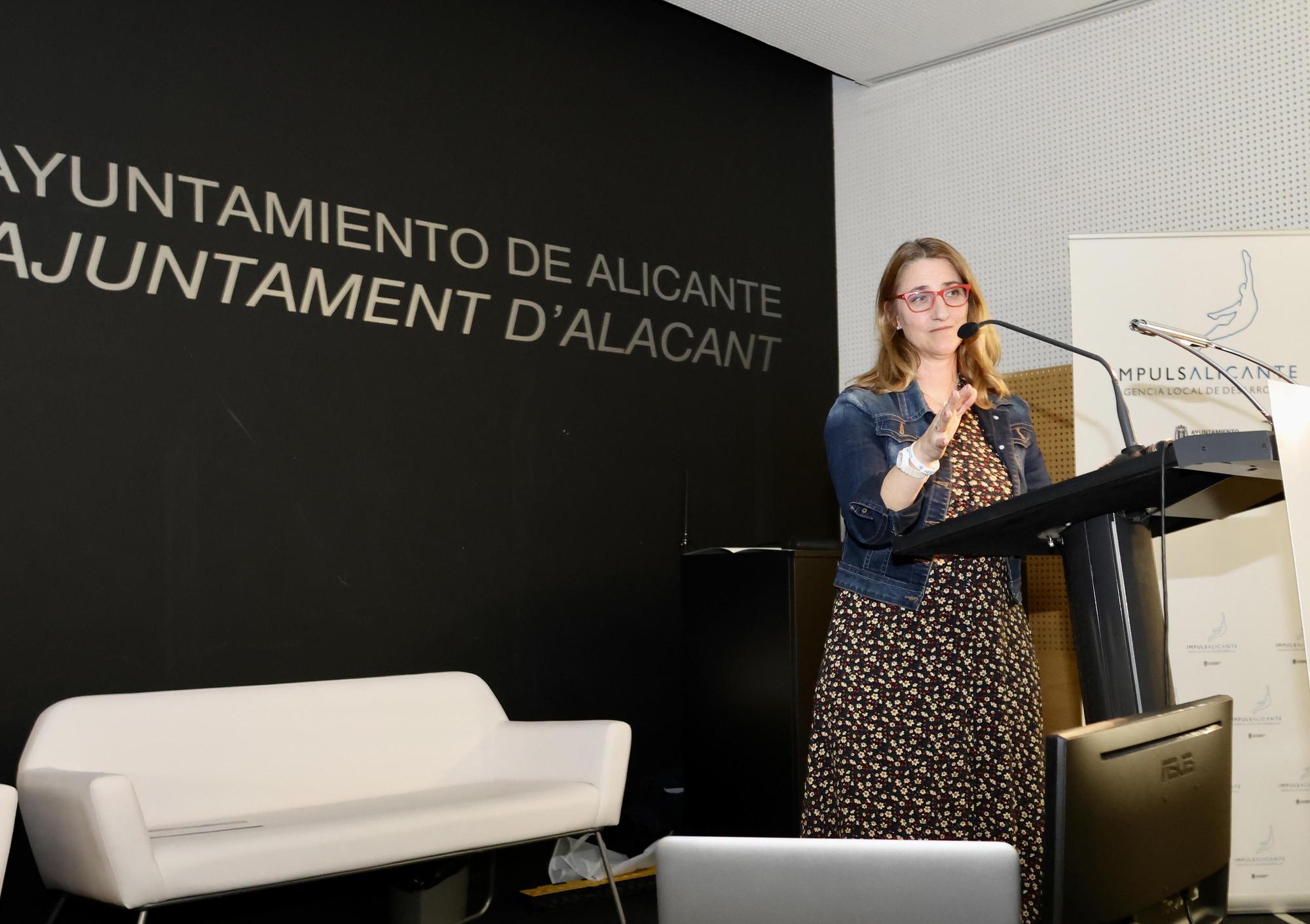 Entrega de diplomas de finde curso a los alumnos de la Escuela Taurina de Alicante