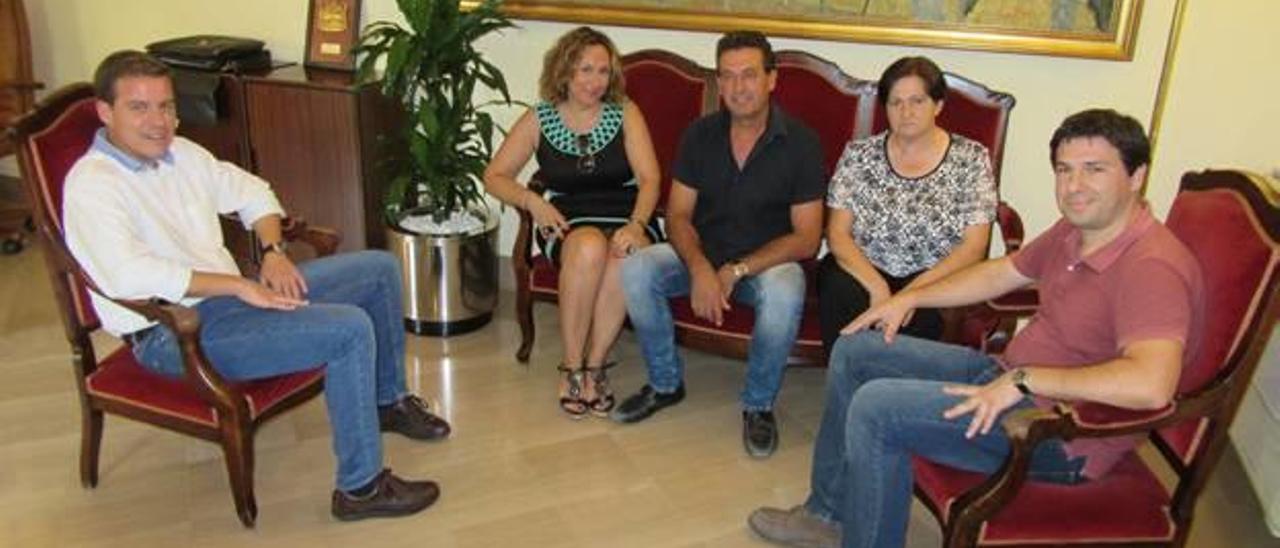 Cerdà se reúne con los nuevos alcaldes pedáneos de Sorió, Annauir y la Torre