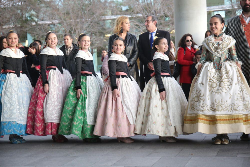 Estreno del jubón negro de la corte de la fallera mayor infantil 2019