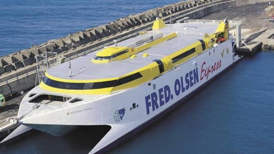 Valenciaport impulsa los barcos propulsados con gas natural