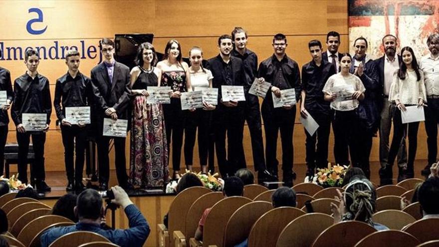 El conservatorio local conquista tres premios