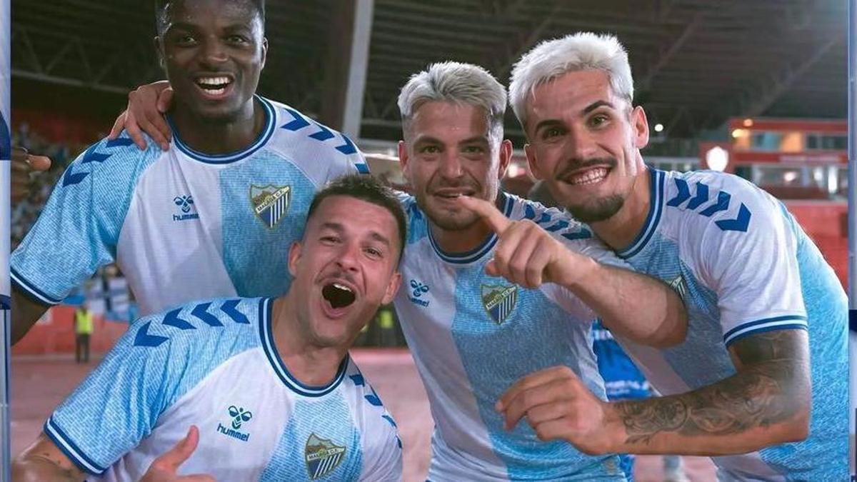 La camiseta homenaje a los abonados malaguistas está en preventa.