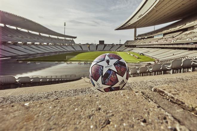 Balón para la final de la Champions 2020 de Estambul.