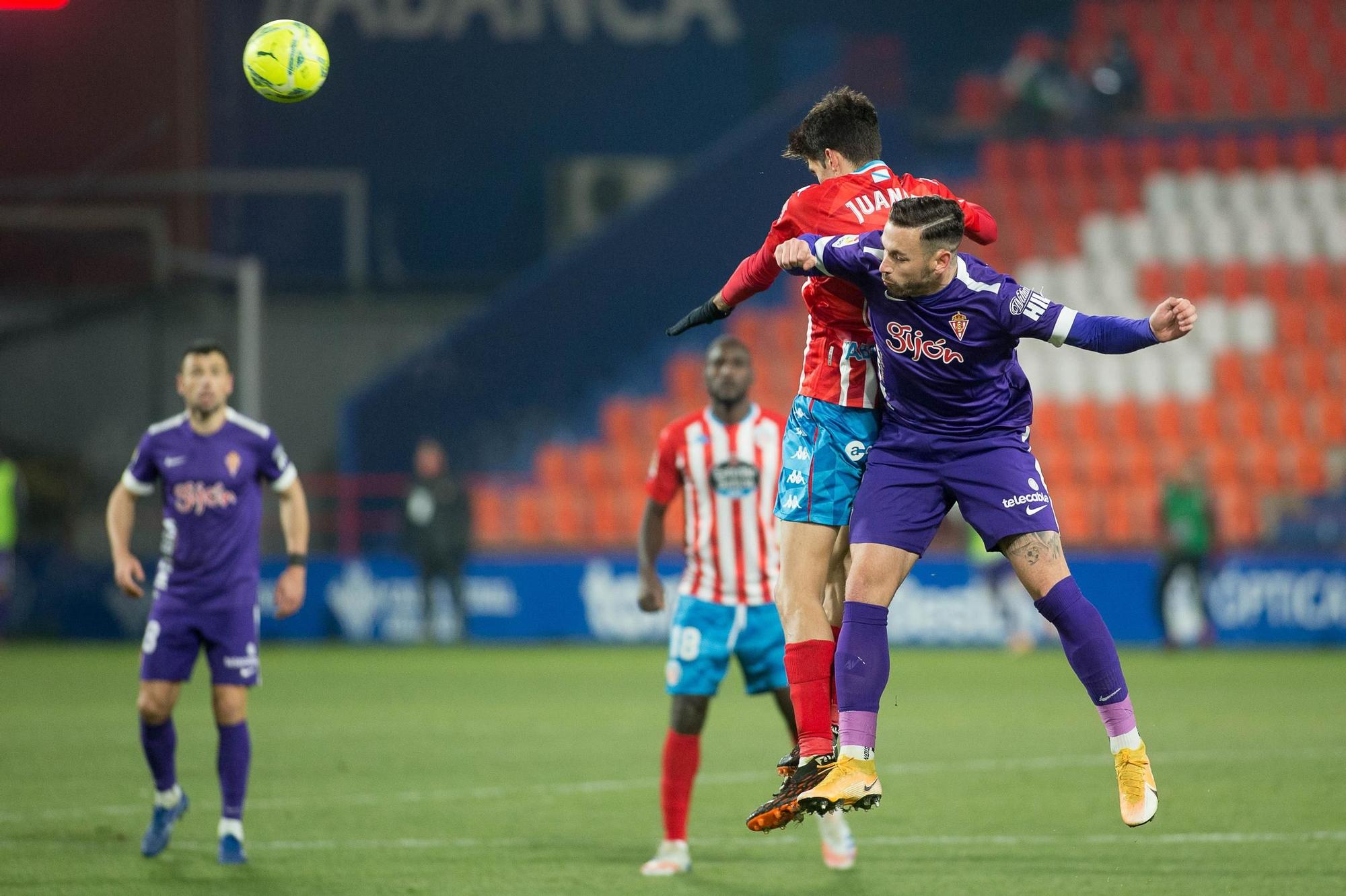 Partido del Sporting contra el Amorebieta