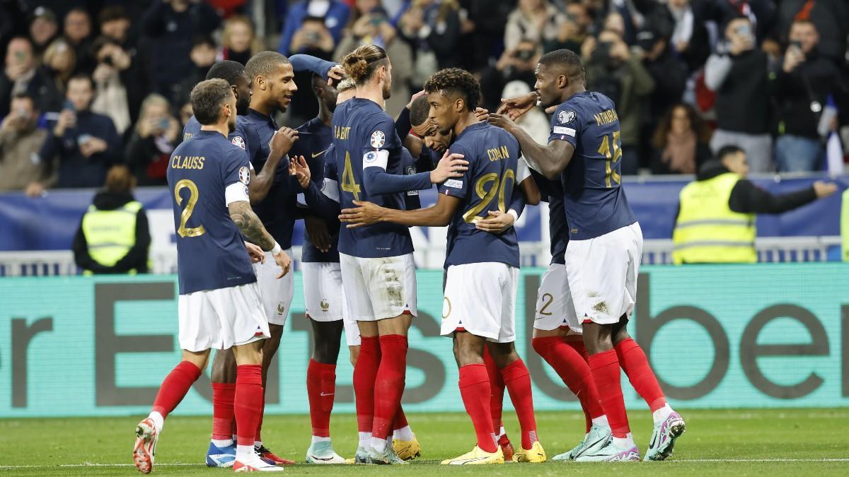 Los jugadores de Francia celebran uno de los 14 goles marcados a Gibraltar