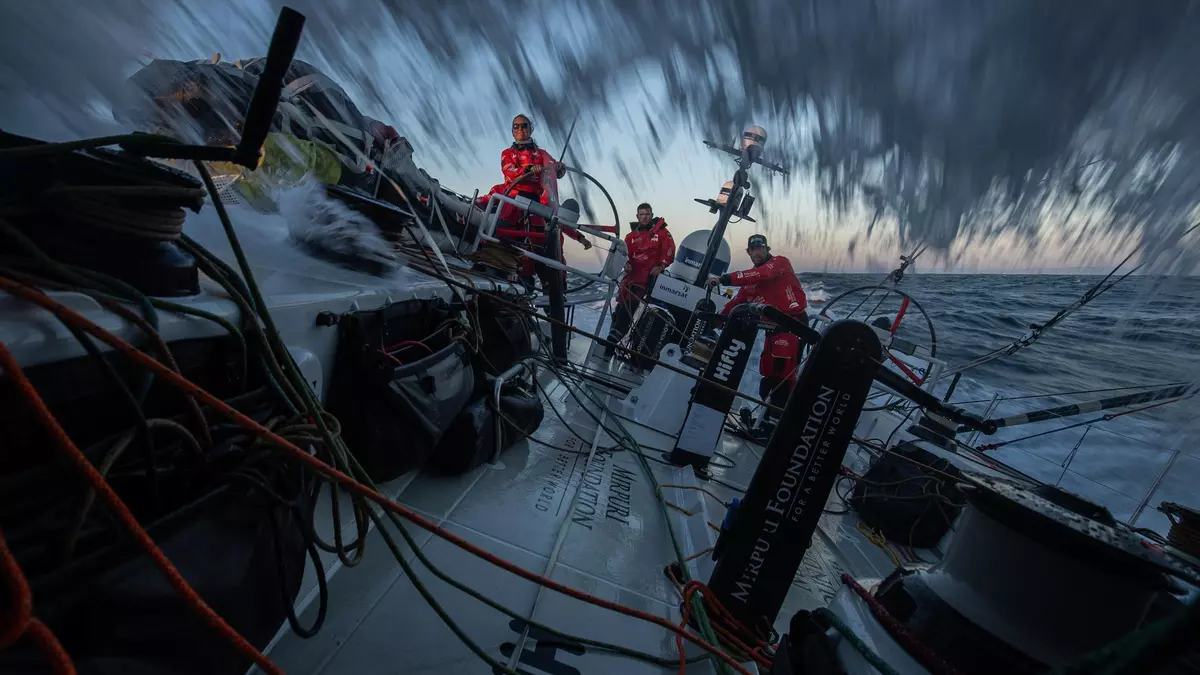 The Ocean Race Europe deja atrás Finisterre y avanza a toda velocidad hacia Cascais