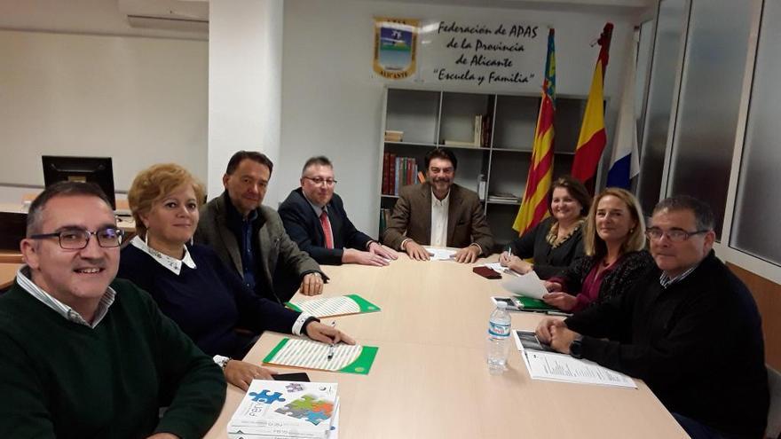 Barcala durante su reunión con los representantes de la CONCAPA.