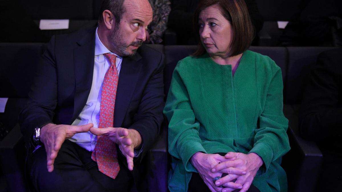 Archivo - El presidente del Senado, Pedro Rollán (i) y la presidenta del Congreso, Francina Armengol (d), durante la X Jornada 'Gregorio Peces-Barba con motivo del 45 aniversario de la Constitución', en Caixa-Forum, a 16 de enero de 2024, en Madrid (Españ