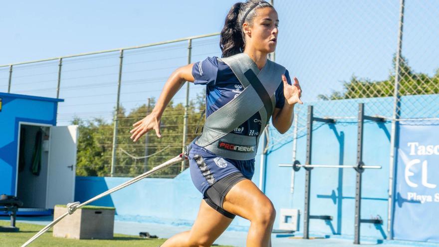 Paola Hernández, en un entrenamiento.