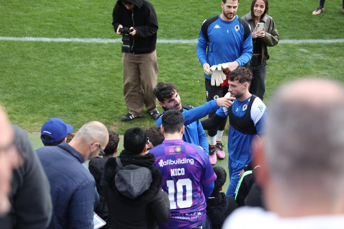 Así ha sido el entrenamiento de puertas abiertas del Hércules CF Así ha sido el entrenamiento de puertas abiertas del Hércules CF