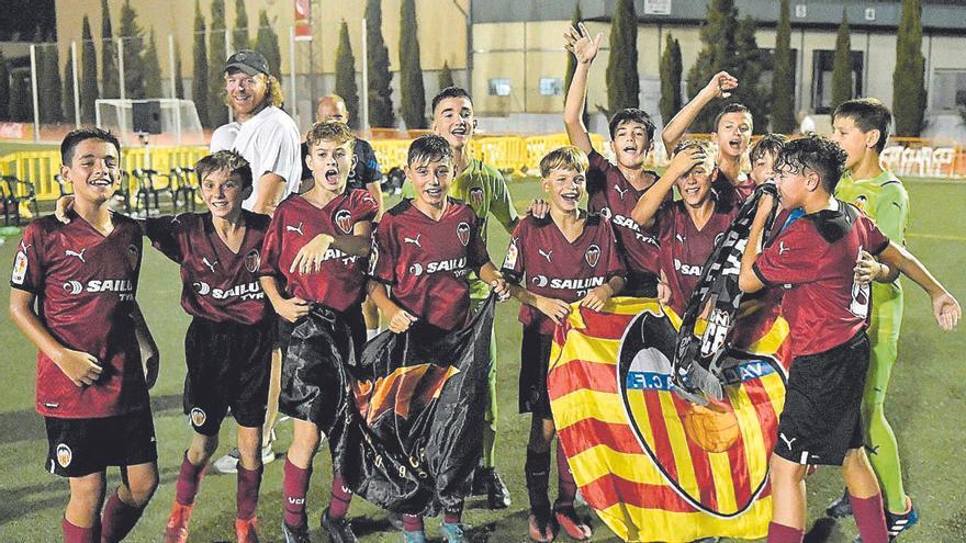 El Valencia CF alevín se alza con el título