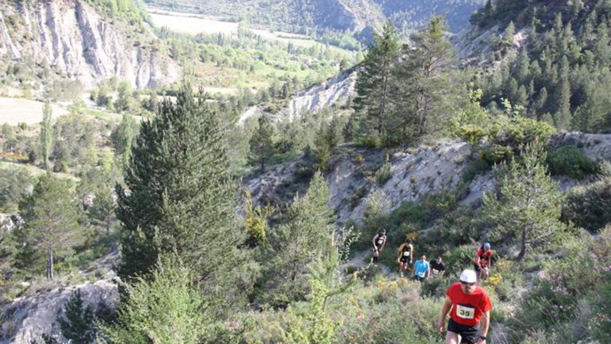 Imágen de la pasada edición de la carrera 'O Viento Rondador' que se celebra en Boltaña (Huesca)