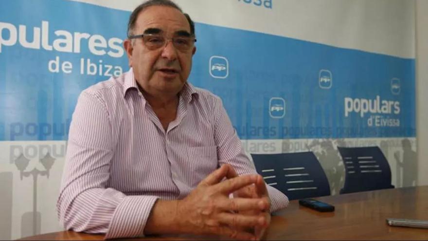 Fallece el expresidente del Consell de Ibiza Pere Palau al caer con su coche al puerto de Sant Antoni