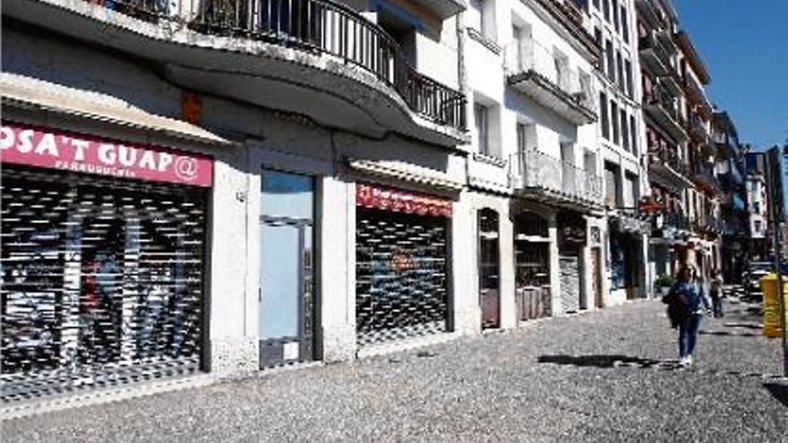 Girona encarregarà un pla per dinamitzar el comerç dels barris