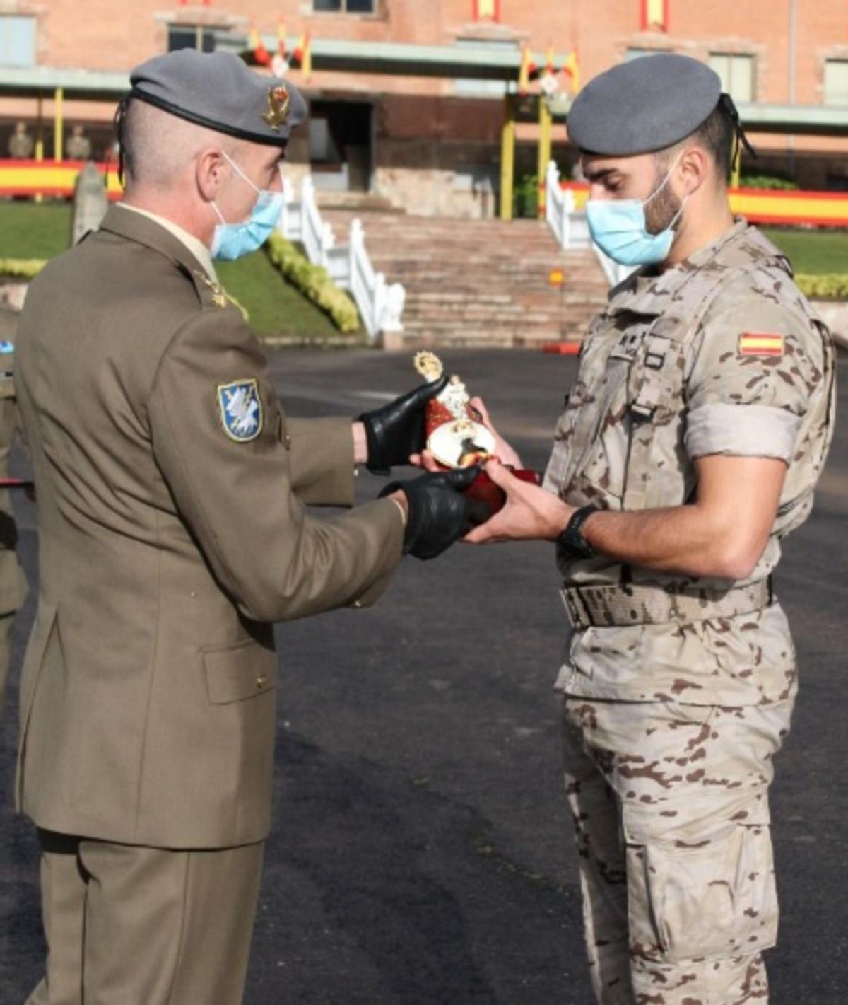 Acto de despedida celebrado ayer en la base asturiana de Cabo Noval. | // FDV