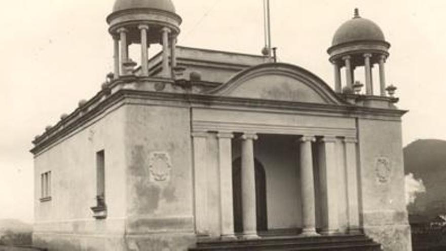 La biblioteca original del 1918.