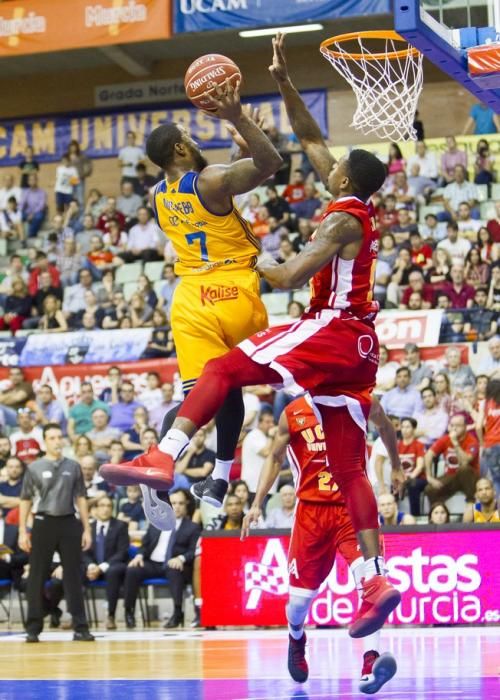 ACB, liga Endesa, encuentro entre UCAM Murcia CB vs Herbalait Gran Canaria, jornada 6, Palacio de los Deportes de Murcia, 29-10-2016, Foto Pascu Mendez