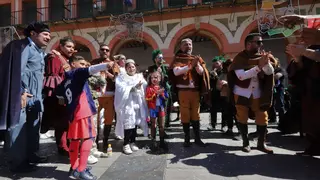 El carnaval finaliza con fiesta y con el dios Momo en la Corredera