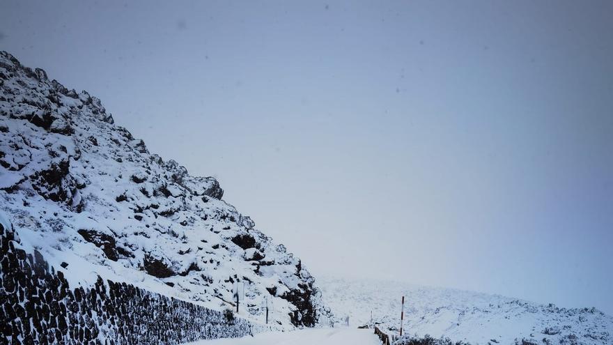 The Canary Islands receive rain and some snow from the Fein storm