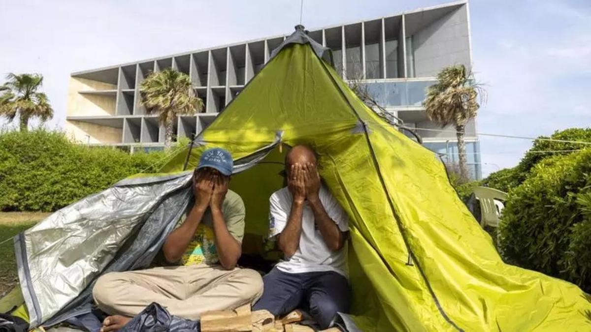 Asentamiento junto al Palacio de Congresos el pasado junio