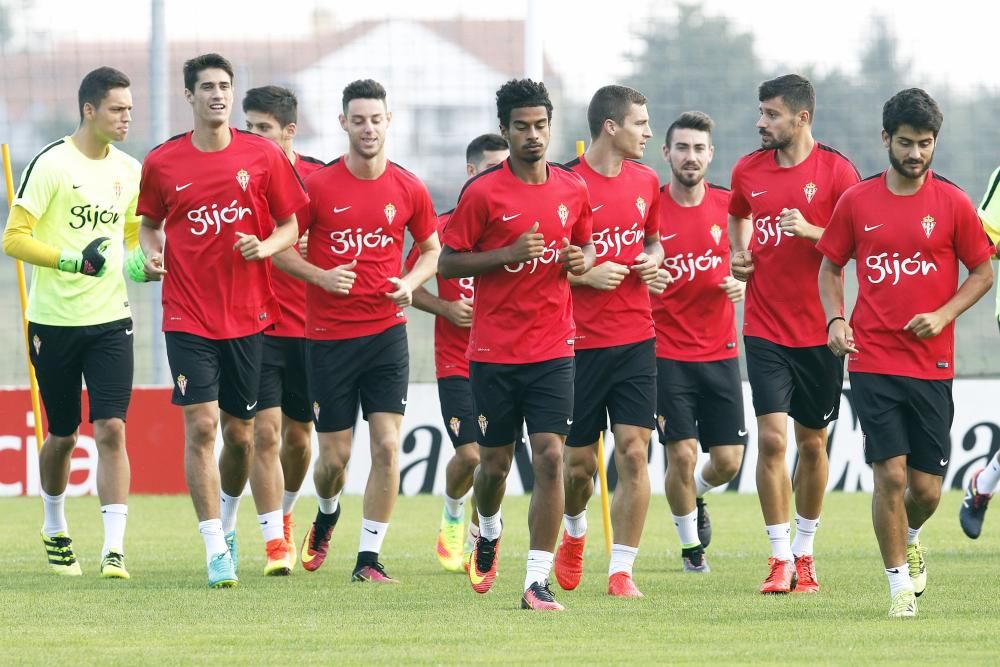 Presentación de Xavi Torres y entrenamiento del Sporting