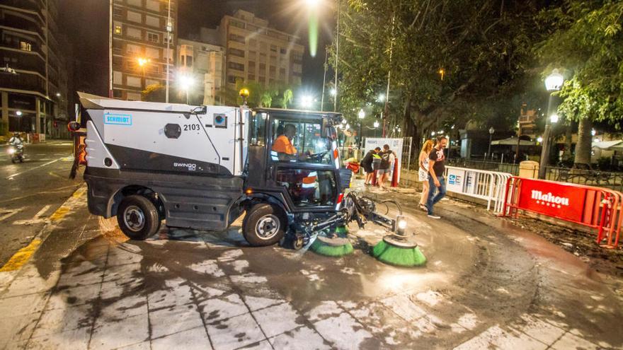 Alicante gastará dos millones y medio de euros más para mejorar la limpieza de la ciudad