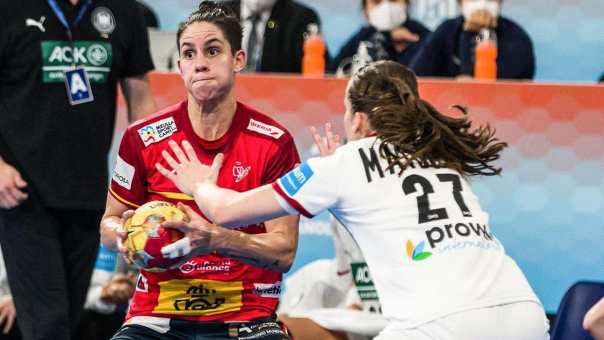 La gallega Alicia Fernández, durante el partido de cuartos. // EFE