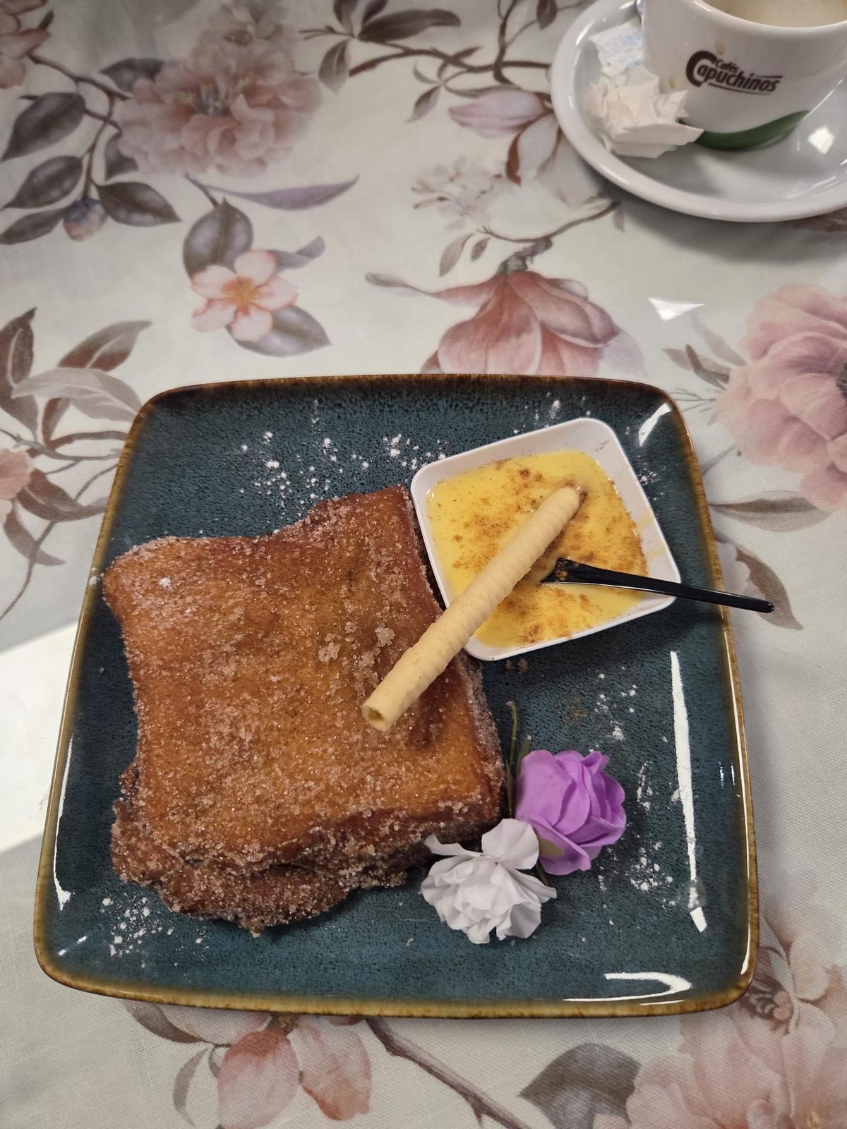 La torrija del Casino.
