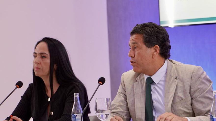 Raquel Arroyo y Javier Cabrera, del Círculo de Empresarios del Sur.