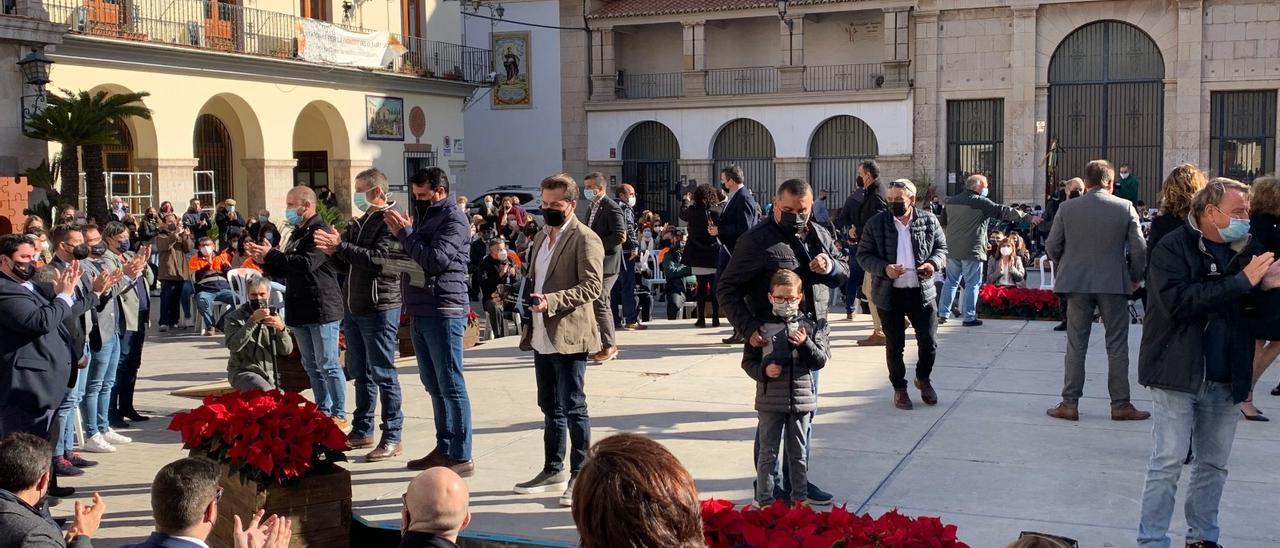 Así ha sido el emotivo homenaje de Nules a todos los colectivos esenciales en la pandemia