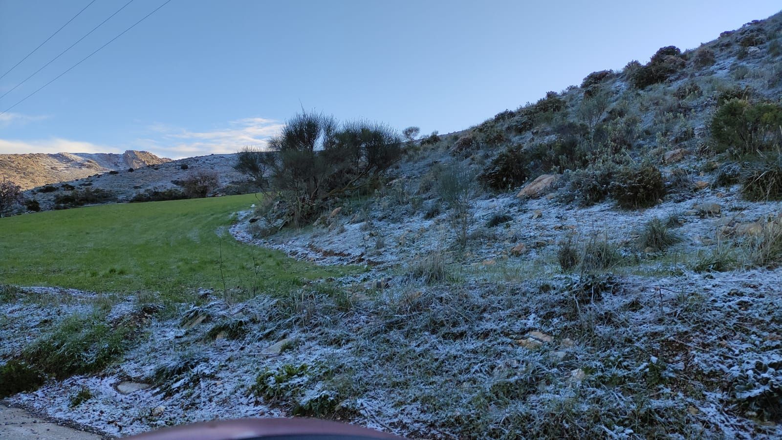 La nieve cubre de blanco El Torcal de Antequera