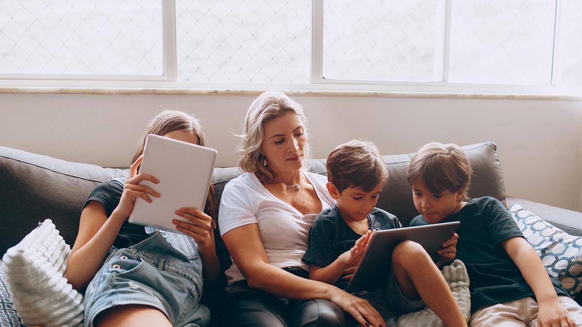 Tiempo de pantallas en familia
