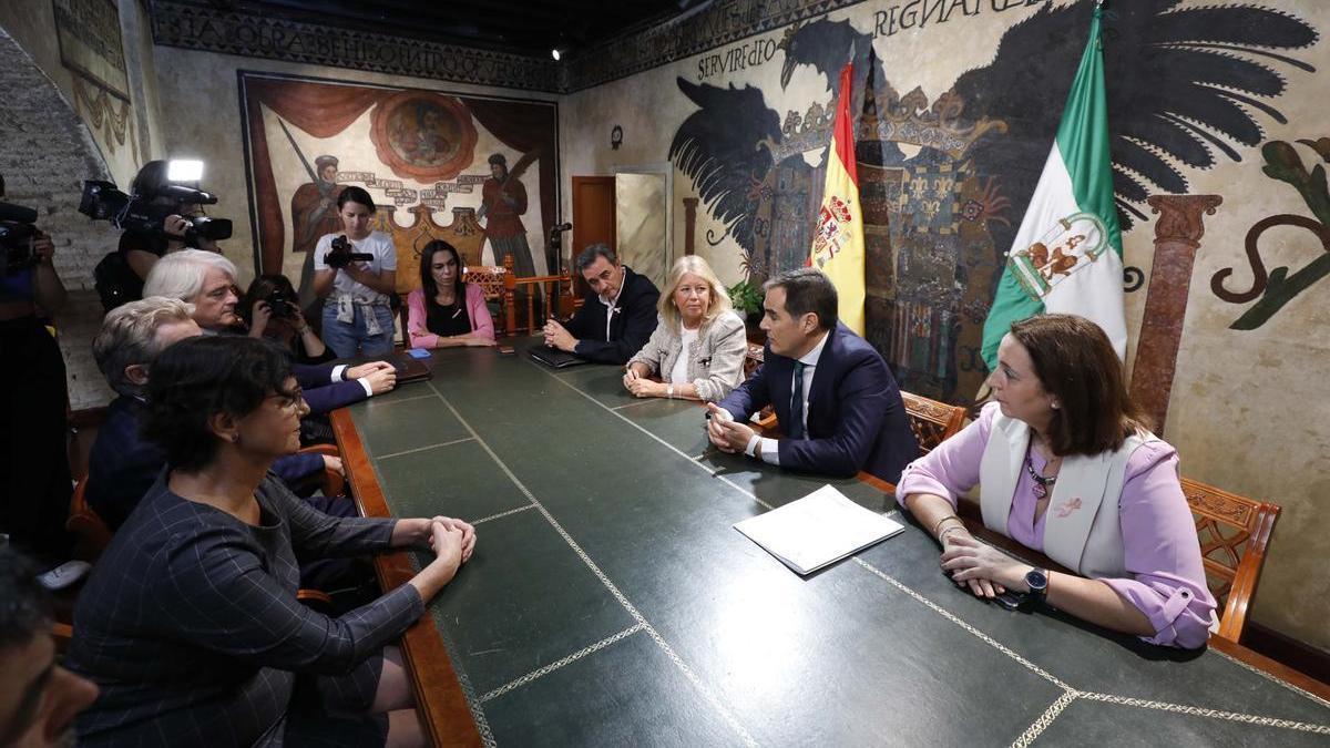 El consejero de Justicia, José Antonio Nieto, en el Ayuntamiento de Marbella.