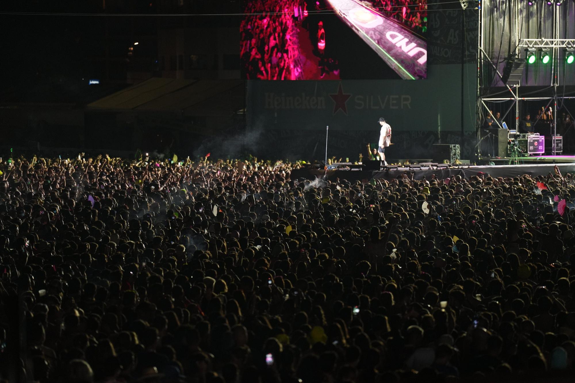 Nicky Jam hace bailar a más de 60.000 "sounders"