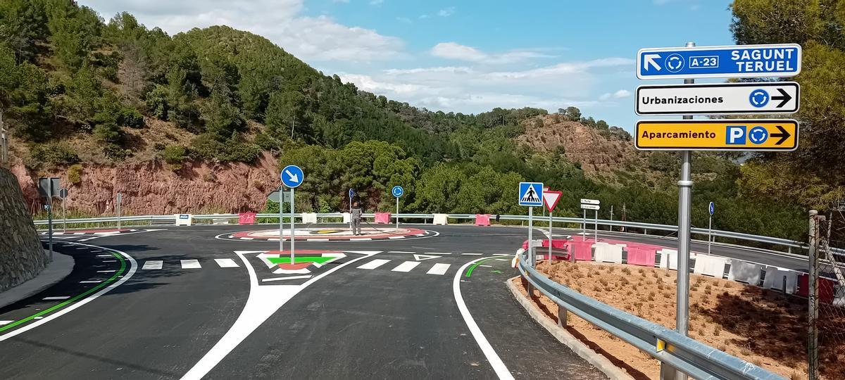 Nueva rotonda para ordenar el tráfico en el acceso a Segart