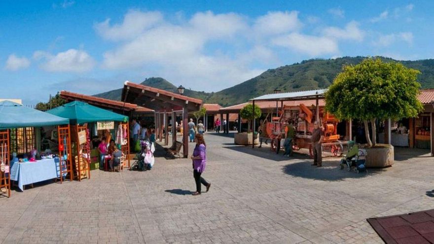 El Mercado del Agricultor de Tegueste estrena su primer puesto de pescado fresco