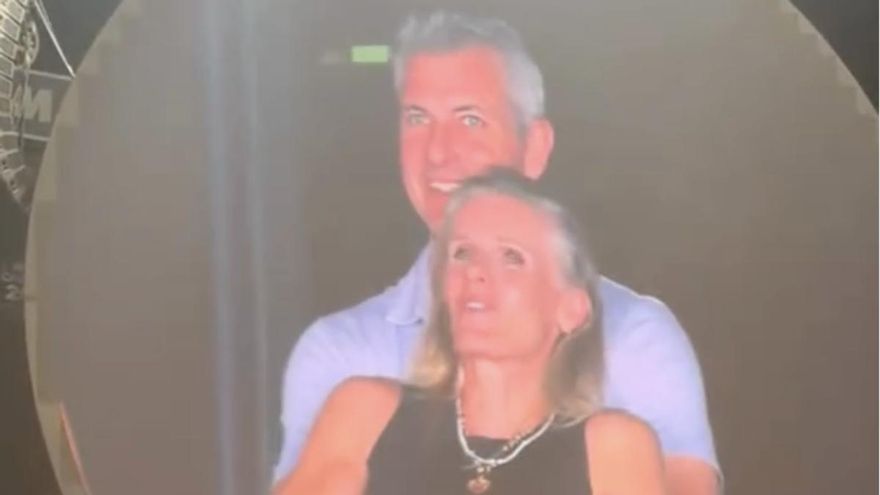 Andy Byron y Kristin Cabot pillados en el concierto de Coldplay