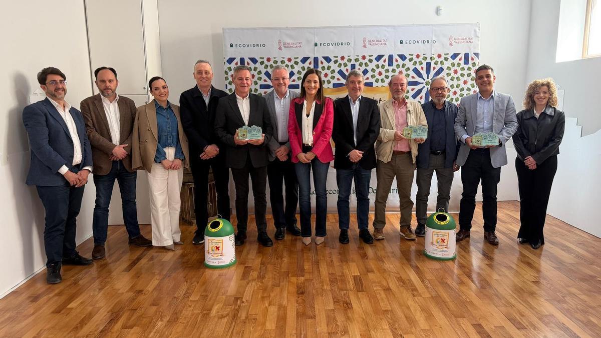Acto de entrega de premios de la edición de La Reconquista del Vidrio 2025, en la que resultaron ganadores los municipios de Orihuela, l’Olleria y Aspe