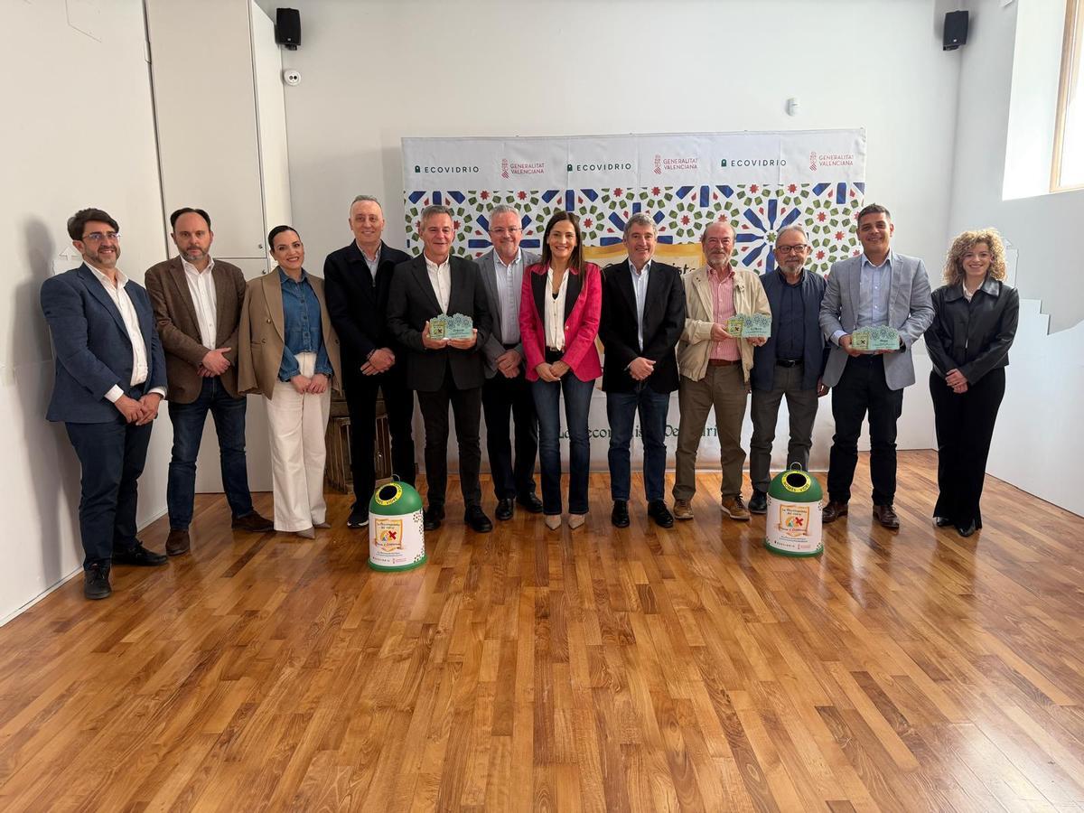 Acto de entrega de premios de la edición de La Reconquista del Vidrio 2025, en la que resultaron ganadores los municipios de Orihuela, l’Olleria y Aspe