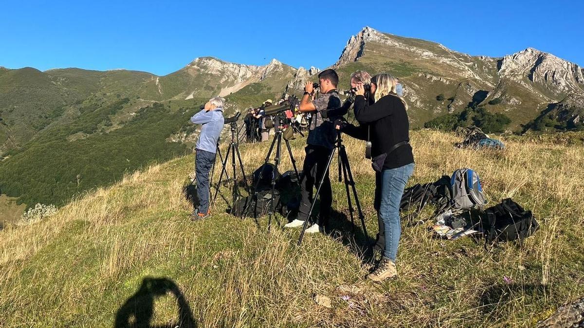 Asturias se consolida entre los destinos turísticos mejor valorados de España: mejora su nota y solo tiene una región por encima