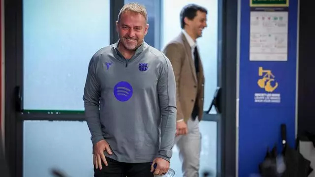 Hansi Flick: "Las bajas es algo que debemos gestionar, pero tenemos muchos jugadores de La Masia de mucha calidad"