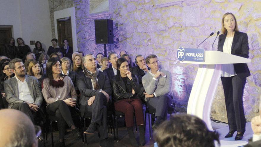 Ana Pastor, durante su intervención. // Xoán Álvarez