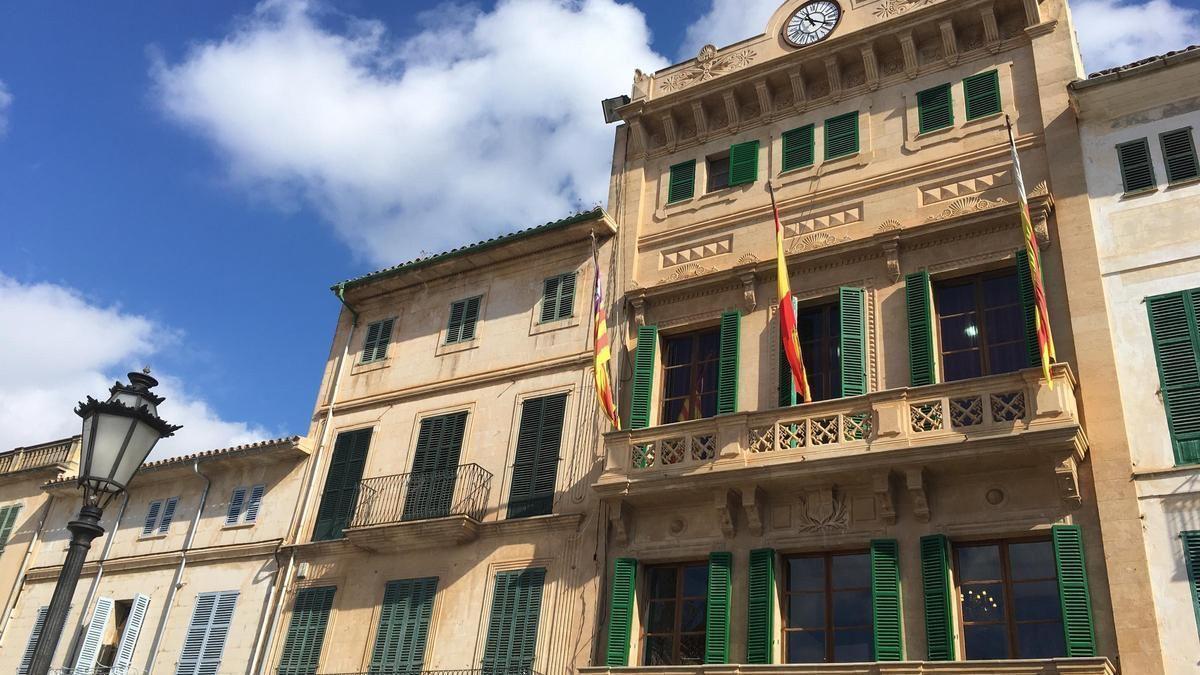 El ayuntamiento de Llucmajor dictó un decreto en el que ordenaba la demolición de las obras ilegales de una finca.